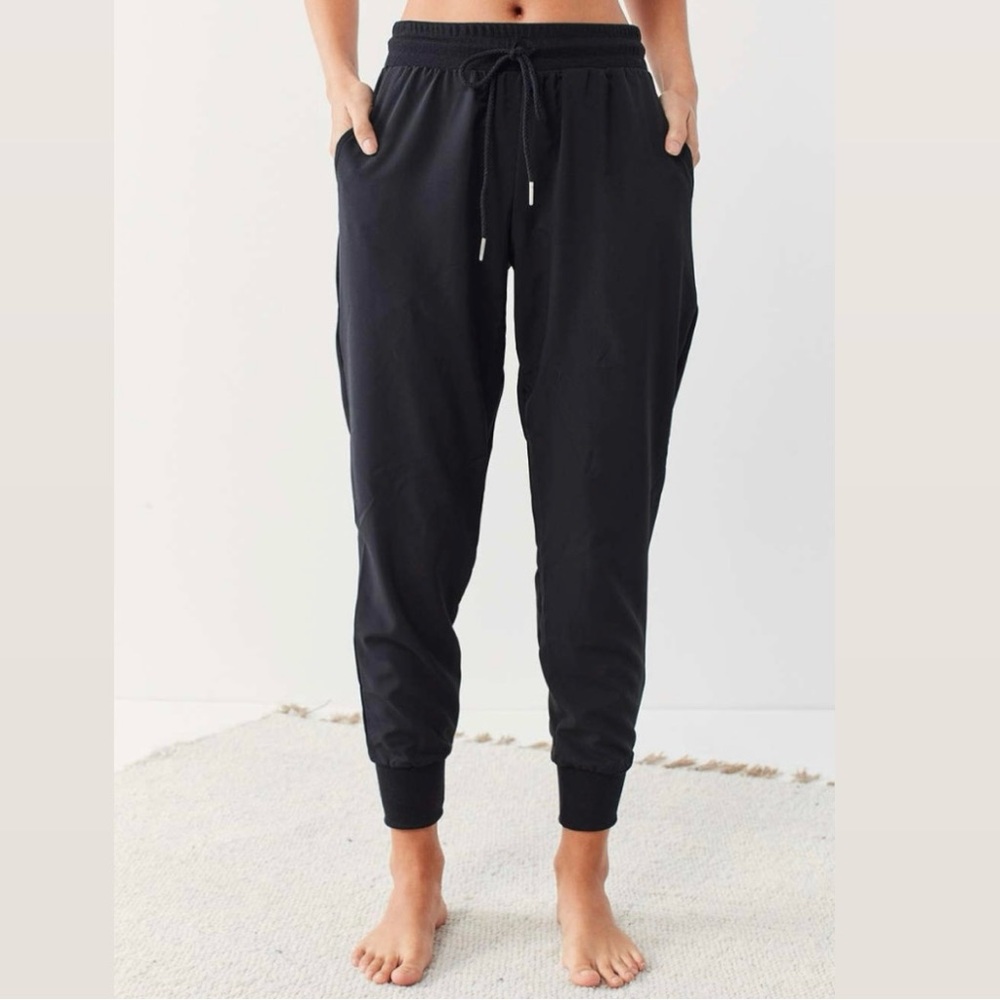 Out from Under Piper Woven Jogger Pant in Black